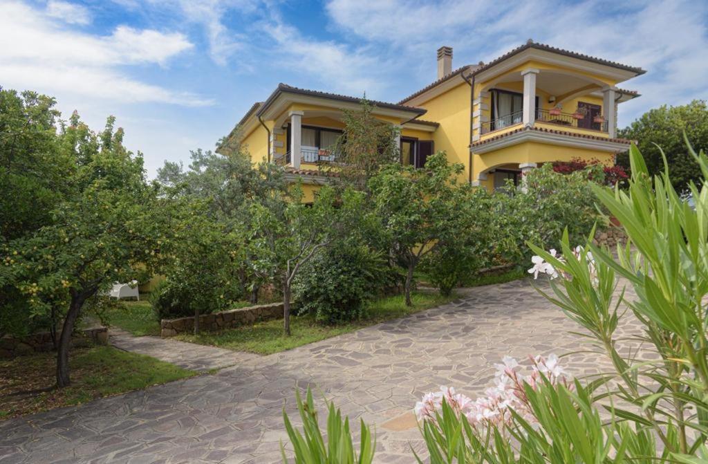 Residence Agrifoglio Monte Petrosu Exterior foto